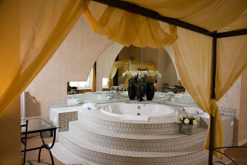 Fletcher Hotel Paleis Stadhouderlijk Hof Леуварден Екстер'єр фото
