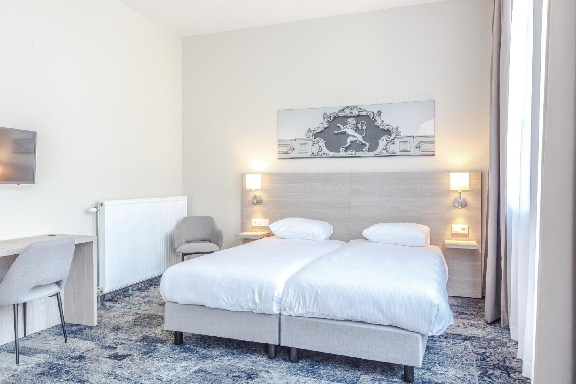 Fletcher Hotel Paleis Stadhouderlijk Hof Леуварден Екстер'єр фото