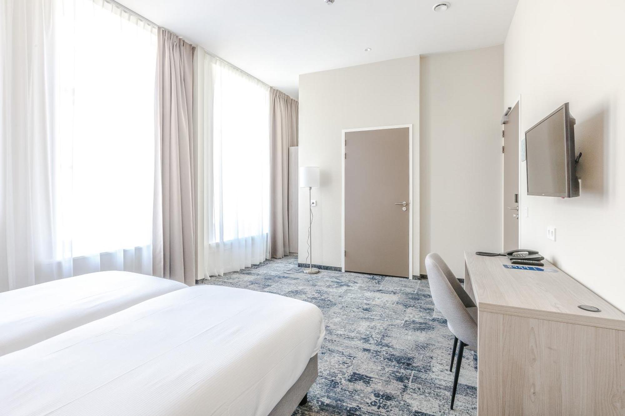 Fletcher Hotel Paleis Stadhouderlijk Hof Леуварден Екстер'єр фото