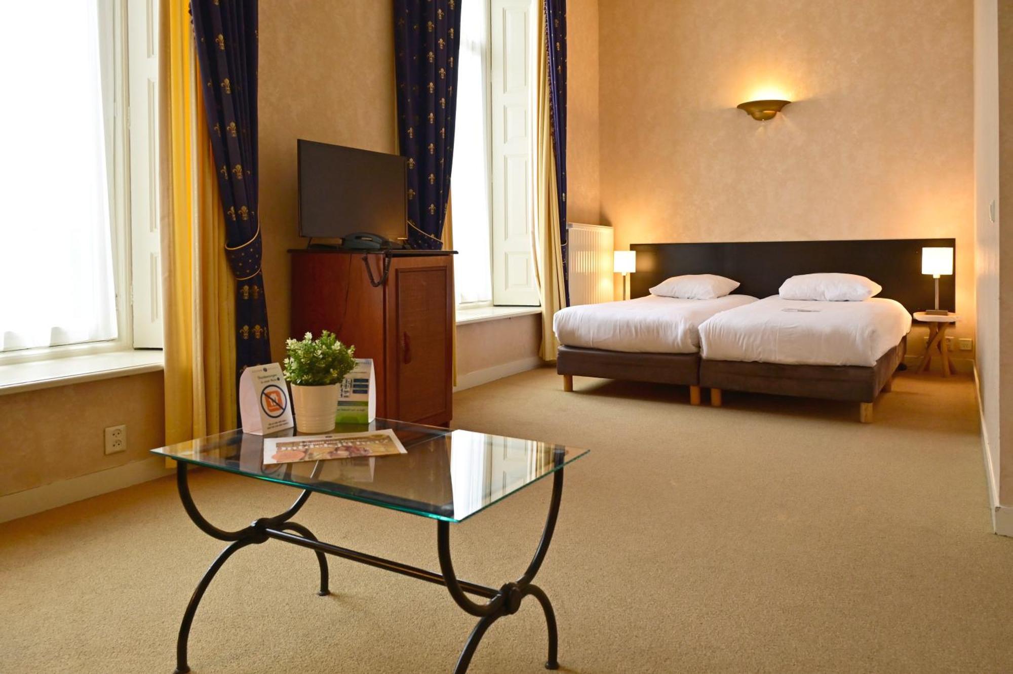 Fletcher Hotel Paleis Stadhouderlijk Hof Леуварден Екстер'єр фото