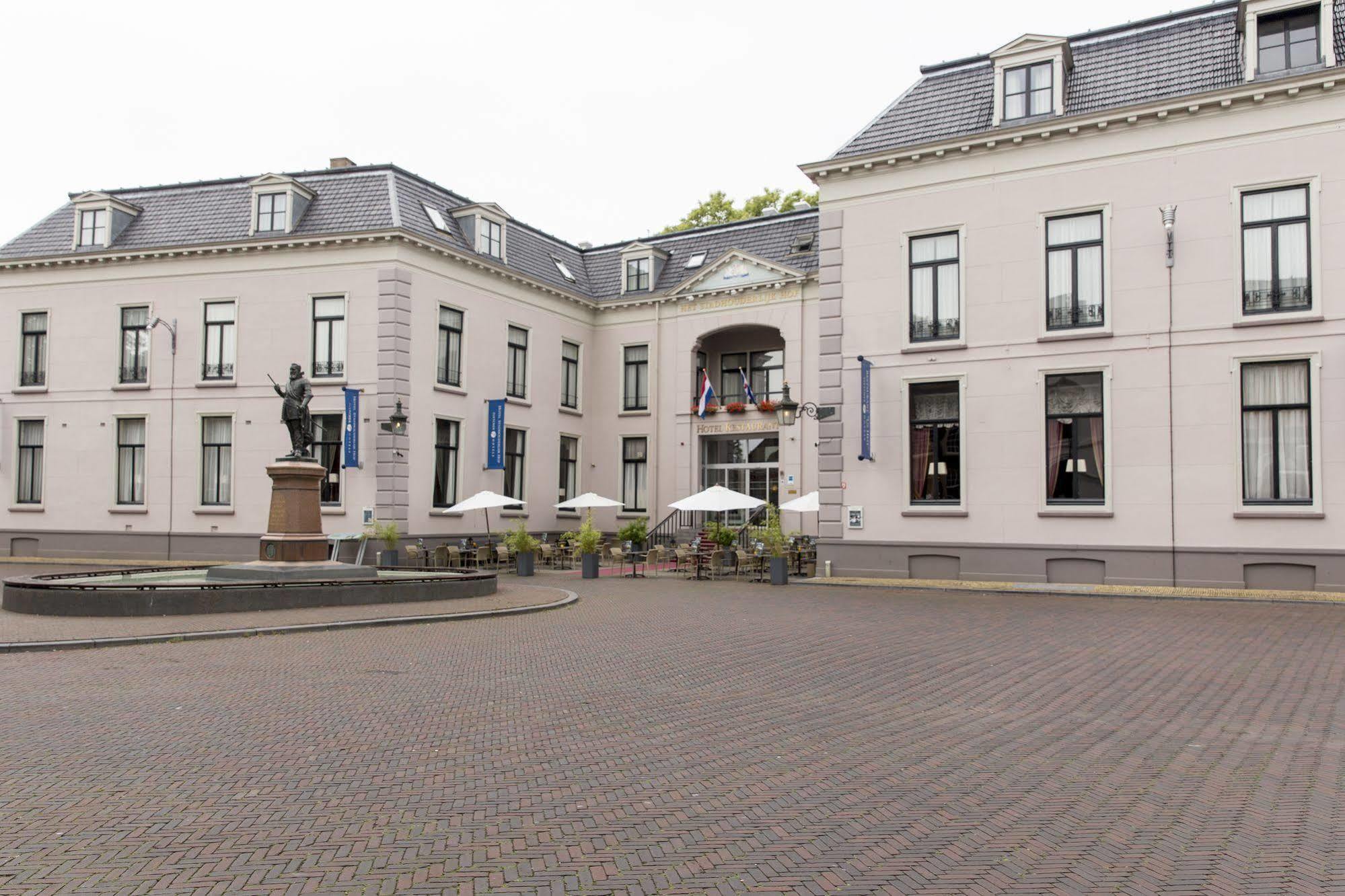 Fletcher Hotel Paleis Stadhouderlijk Hof Леуварден Екстер'єр фото
